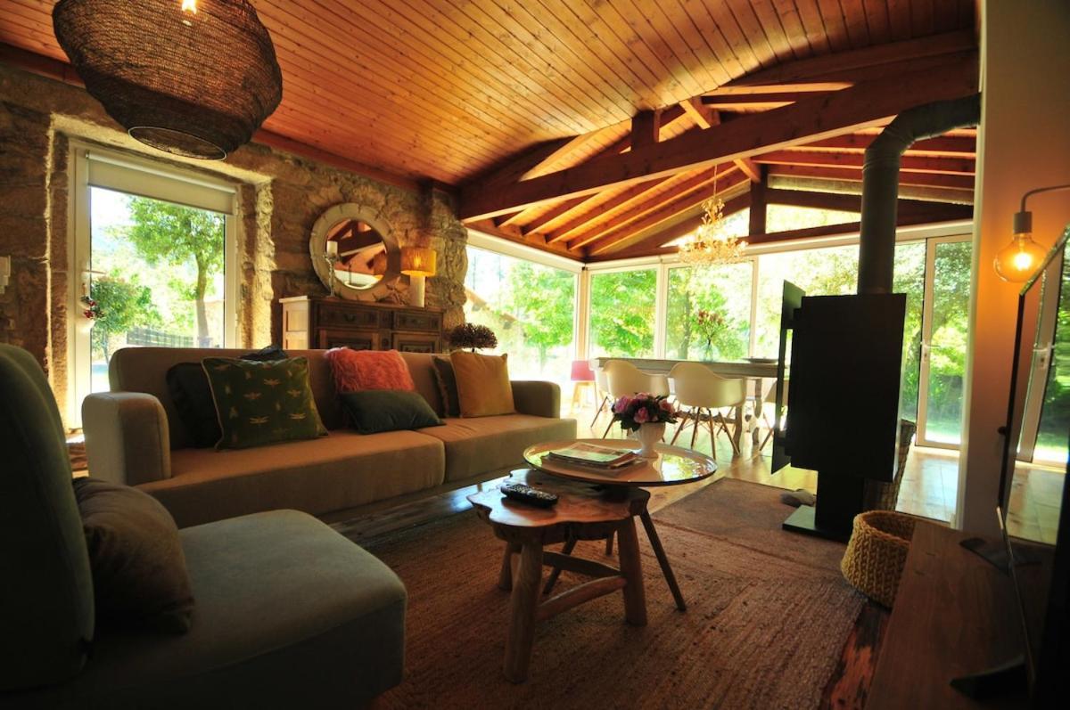 Вилла Casas De Santiago Вила-Нова-ди-Сервейра Экстерьер фото